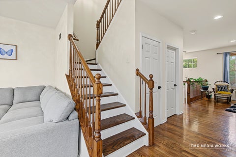 Tiny photo for 815 Lewisburg Lane, Aurora, IL 60504 (MLS # 12764144)