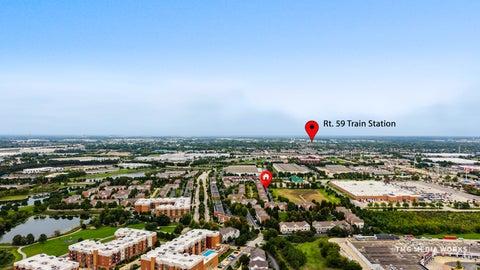 Tiny photo for 815 Lewisburg Lane, Aurora, IL 60504 (MLS # 12764144)