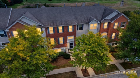 Photo of 815 Lewisburg Lane, Aurora, IL 60504 (MLS # 12764144)