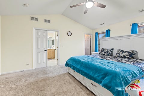Tiny photo for 815 Lewisburg Lane, Aurora, IL 60504 (MLS # 12764144)
