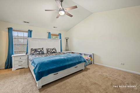 Tiny photo for 815 Lewisburg Lane, Aurora, IL 60504 (MLS # 12764144)