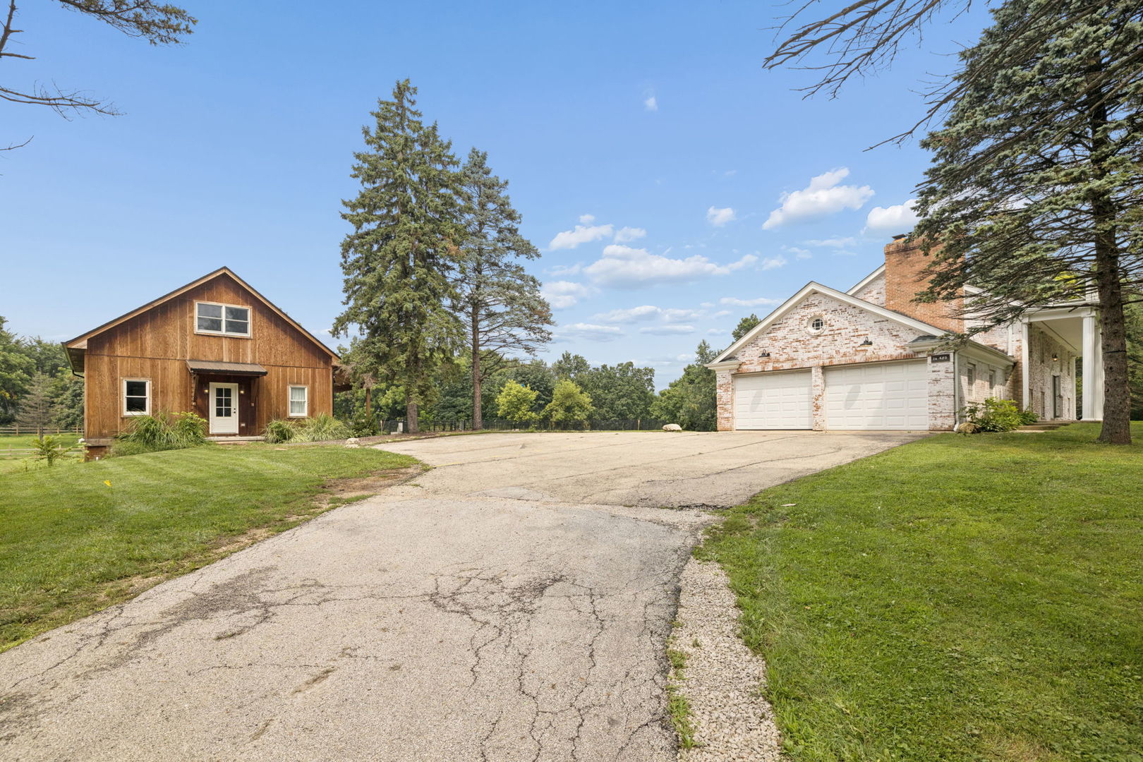 1N480 Indian Knoll Road