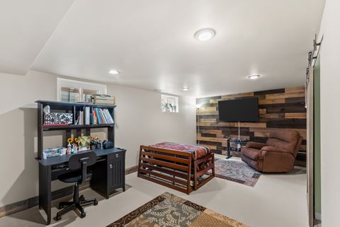 Tiny photo for 846 27th Street #0, Moline, IL 61265 (MLS # 12600498)