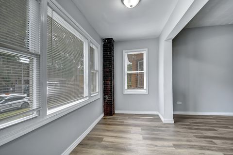 Tiny photo for 6336 S Saint Lawrence Avenue, Chicago, IL 60637 (MLS # 12500301)