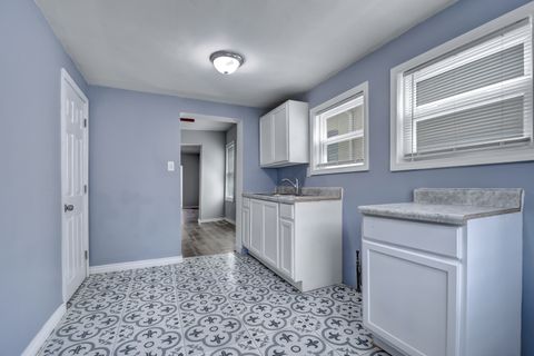 Tiny photo for 6336 S Saint Lawrence Avenue, Chicago, IL 60637 (MLS # 12500301)