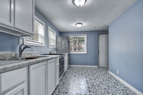 Tiny photo for 6336 S Saint Lawrence Avenue, Chicago, IL 60637 (MLS # 12500301)