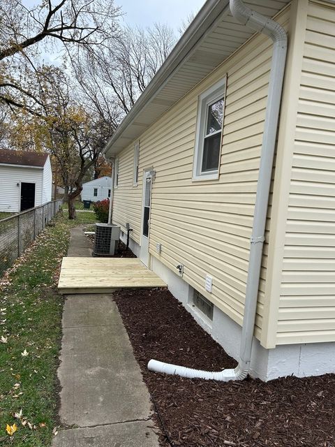 A home in Hazel Crest