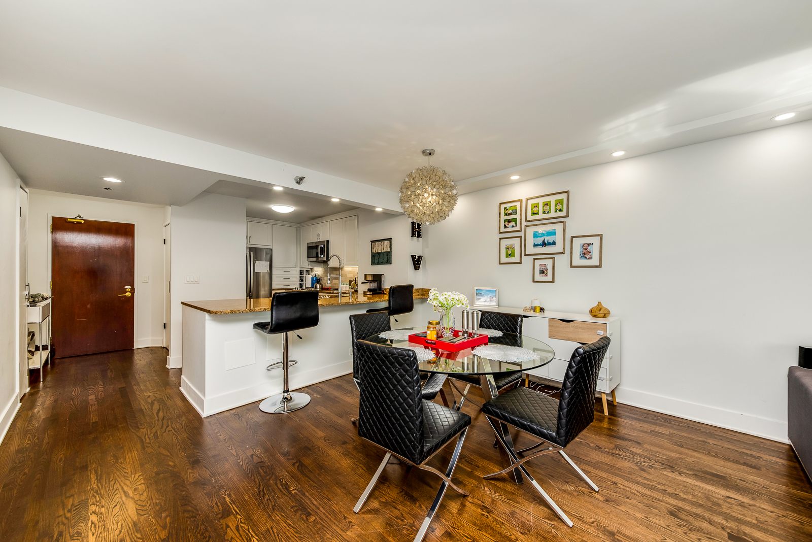 195 N Harbor Drive 3206