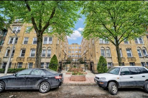 Photo of 840 W Ainslie Street #2B, Chicago, IL 60640 (MLS # 12570421)