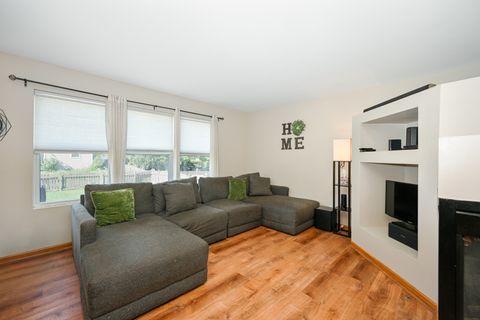 Tiny photo for 5805 Emerald Pointe Drive, Plainfield, IL 60586 (MLS # 12452117)
