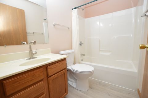 Tiny photo for 3312 Twisted Oak Court #3312, McHenry, IL 60051 (MLS # 12622587)