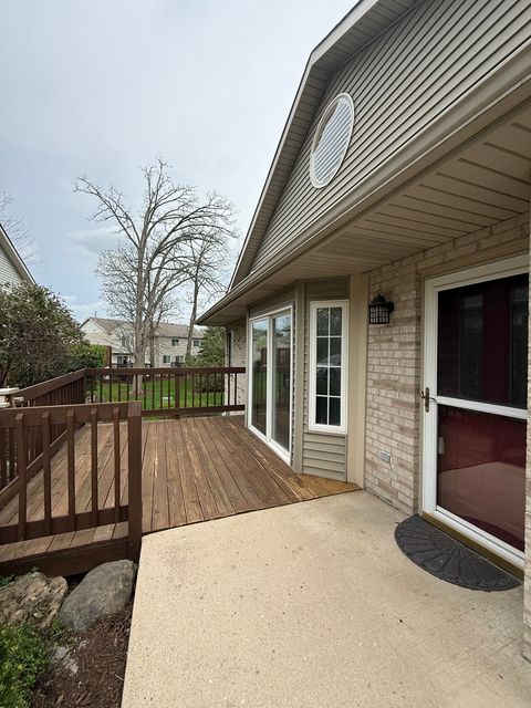 Tiny photo for 3312 Twisted Oak Court #3312, McHenry, IL 60051 (MLS # 12622587)