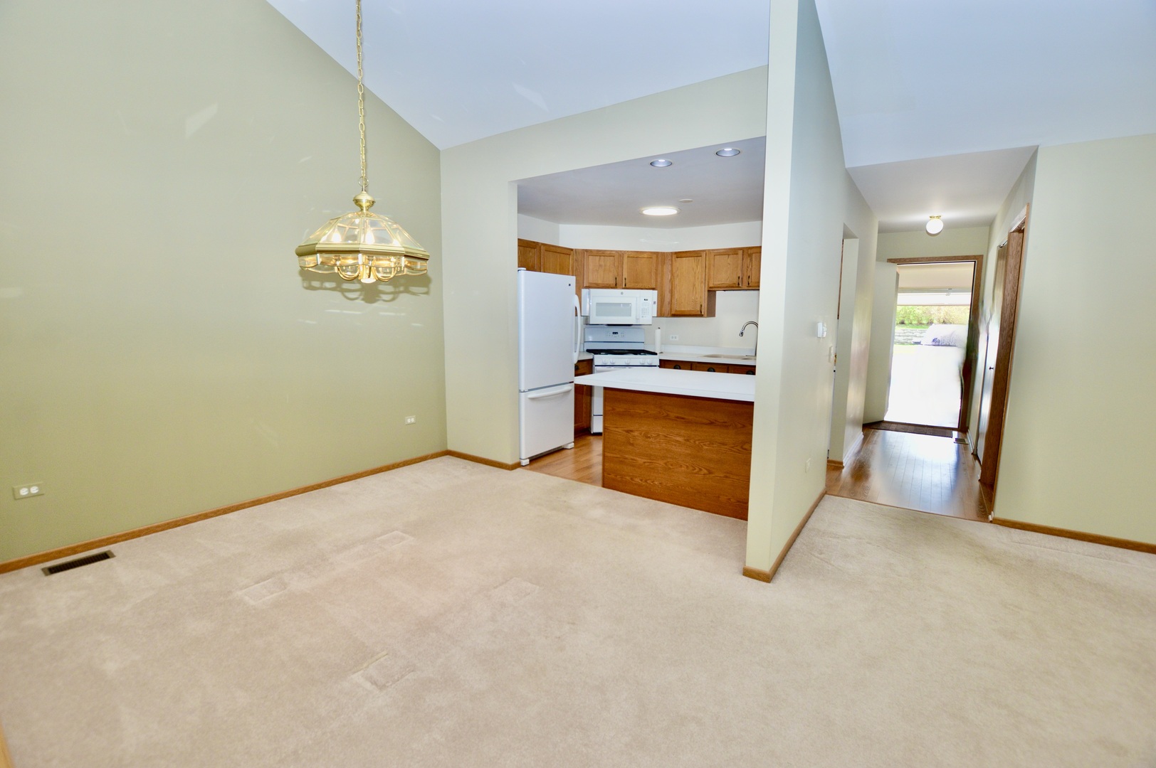 3312 Twisted Oak Court 3312