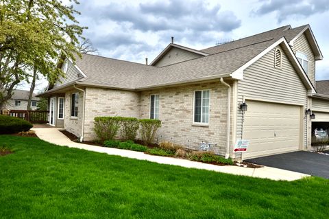 Photo of 3312 Twisted Oak Court #3312, McHenry, IL 60051 (MLS # 12622587)
