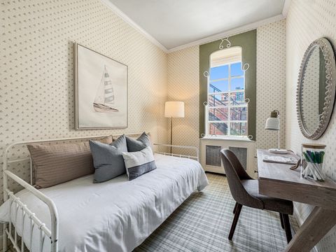 Tiny photo for 1260 N Astor Street #7, Chicago, IL 60610 (MLS # 12598988)