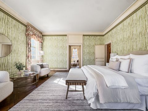 Tiny photo for 1260 N Astor Street #7, Chicago, IL 60610 (MLS # 12598988)