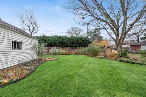 Tiny photo for 231 S Aldine Street, Elgin, IL 60123 (MLS # 12514334)