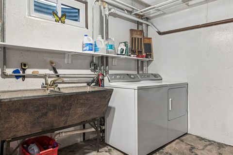 Tiny photo for 231 S Aldine Street, Elgin, IL 60123 (MLS # 12514334)