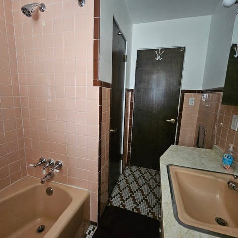 Tiny photo for 573 Gordon Avenue, Calumet City, IL 60409 (MLS # 12699730)