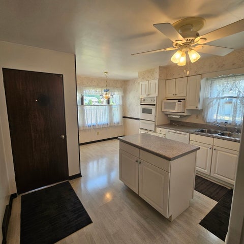 Tiny photo for 573 Gordon Avenue, Calumet City, IL 60409 (MLS # 12699730)
