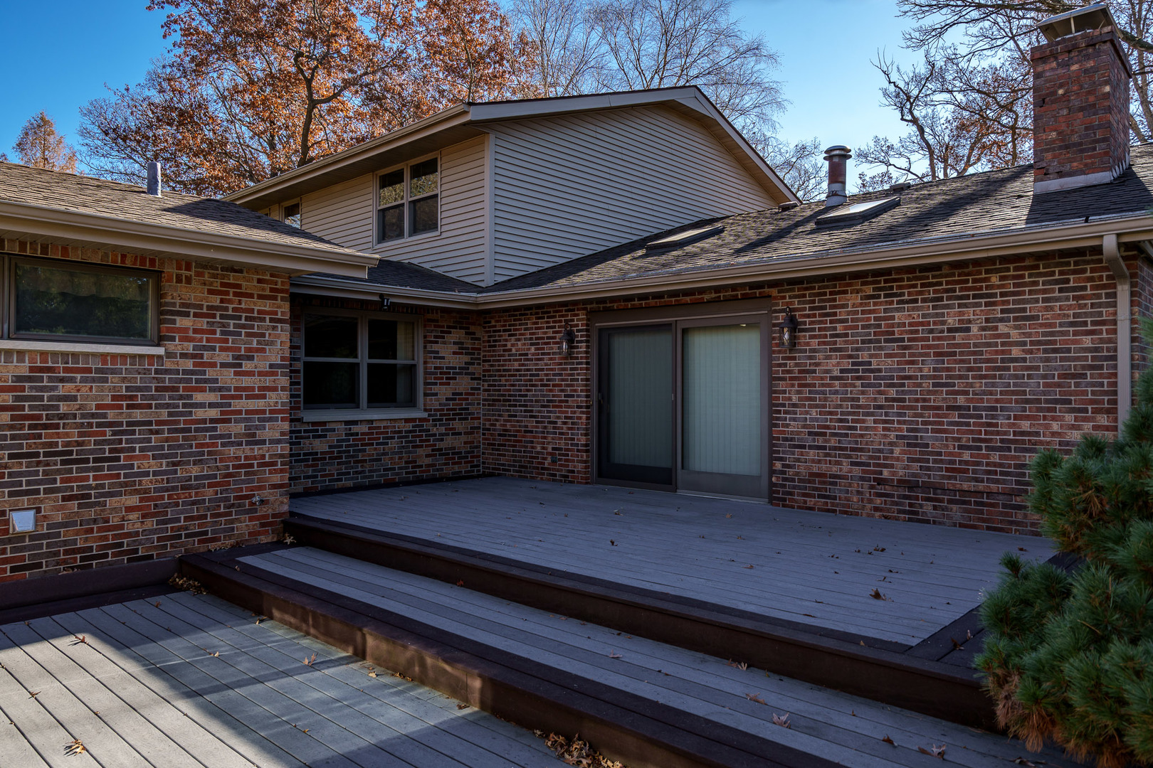 Loves Park, Illinois 61111, United States, 4 Bedrooms Bedrooms, ,3 BathroomsBathrooms,Residential,Active,244828