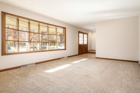 Tiny photo for 6622 Buckhorn Trail, Loves Park, IL 61111 (MLS # 12519281)