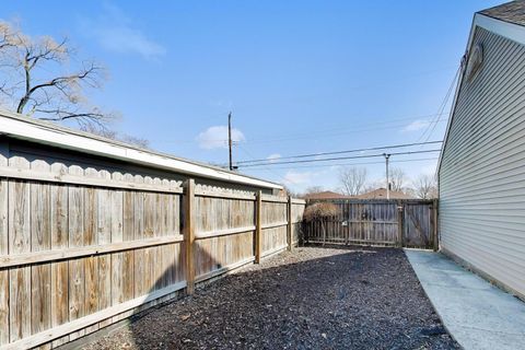 Tiny photo for 8039 Forest Avenue, Munster, IN 46321 (MLS # 12600976)