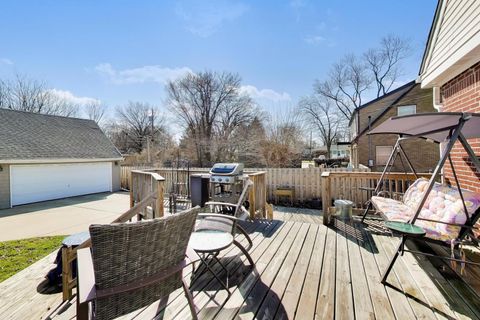 Tiny photo for 8039 Forest Avenue, Munster, IN 46321 (MLS # 12600976)