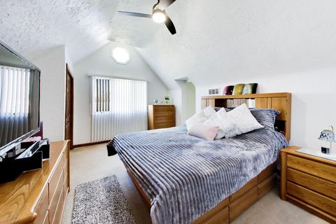 Tiny photo for 8039 Forest Avenue, Munster, IN 46321 (MLS # 12600976)