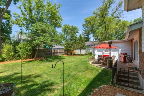 Tiny photo for 956 Brookside Lane, Deerfield, IL 60015 (MLS # 12438441)