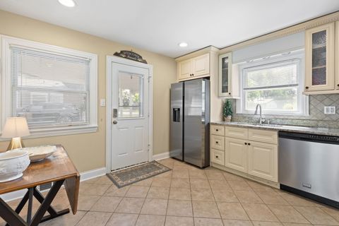 Tiny photo for 956 Brookside Lane, Deerfield, IL 60015 (MLS # 12438441)