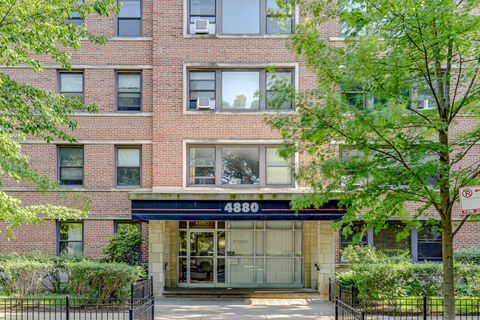 Tiny photo for 4880 N Marine Drive #404, Chicago, IL 60640 (MLS # 12484597)