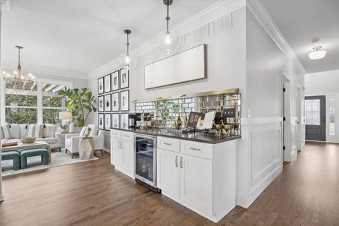 Tiny photo for 723 Branson Drive, Batavia, IL 60510 (MLS # 12581050)