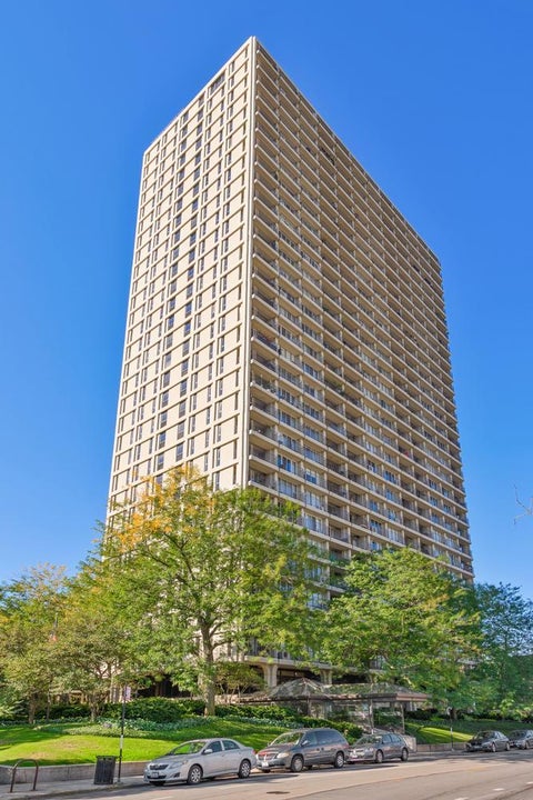 Photo of 1960 N Lincoln Park West Avenue #506, Chicago, IL 60614 (MLS # 12783713)