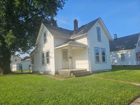 Photo of 556 24th Avenue, Moline, IL 61265 (MLS # 12747037)