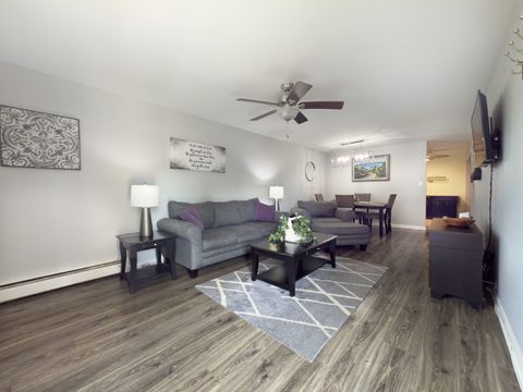 Tiny photo for 1313 S Rebecca Road #118, Lombard, IL 60148 (MLS # 12536981)