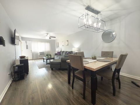 Tiny photo for 1313 S Rebecca Road #118, Lombard, IL 60148 (MLS # 12536981)