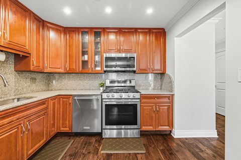 Tiny photo for 691 Lakeside Circle Drive, Wheeling, IL 60090 (MLS # 12474229)