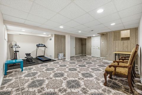 Tiny photo for 691 Lakeside Circle Drive, Wheeling, IL 60090 (MLS # 12474229)