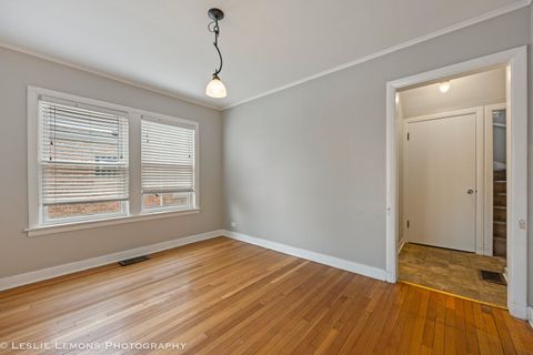 Tiny photo for 7162 N MOODY Avenue, Chicago, IL 60646 (MLS # 12589615)