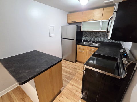 Tiny photo for 10213 S 86th Terrace #103, Palos Hills, IL 60465 (MLS # 12774846)