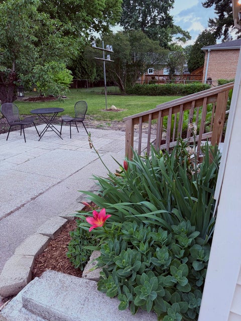 Tiny photo for 5640 W 84th Street, Burbank, IL 60459 (MLS # 12667570)