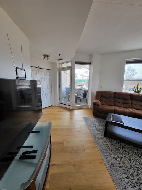 Tiny photo for 400 VILLAGE Circle #108, Willow Springs, IL 60480 (MLS # 12574868)