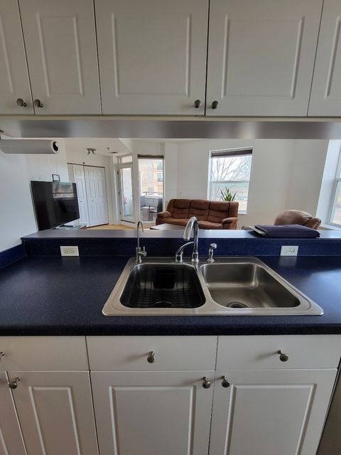 Tiny photo for 400 VILLAGE Circle #108, Willow Springs, IL 60480 (MLS # 12574868)