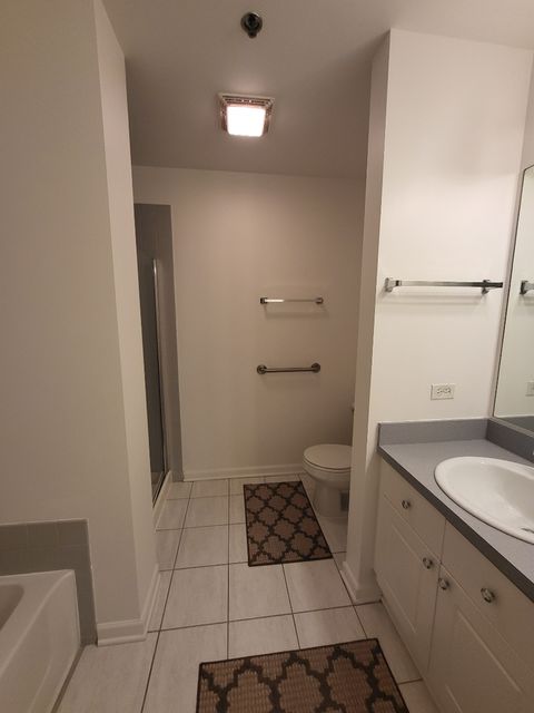 Tiny photo for 400 VILLAGE Circle #108, Willow Springs, IL 60480 (MLS # 12574868)