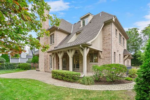 Tiny photo for 210 W Hickory Street, Hinsdale, IL 60521 (MLS # 12453006)