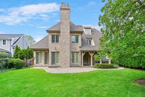 Tiny photo for 210 W Hickory Street, Hinsdale, IL 60521 (MLS # 12453006)