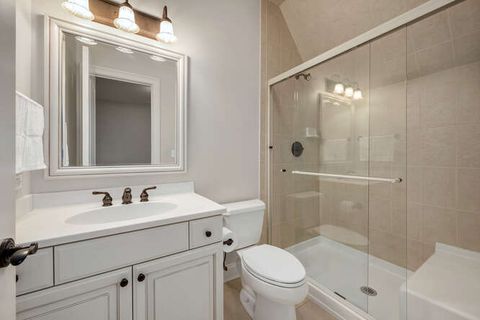 Tiny photo for 210 W Hickory Street, Hinsdale, IL 60521 (MLS # 12453006)