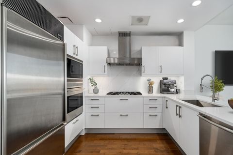 Tiny photo for 401 N WABASH Avenue #46B, Chicago, IL 60611 (MLS # 12530642)