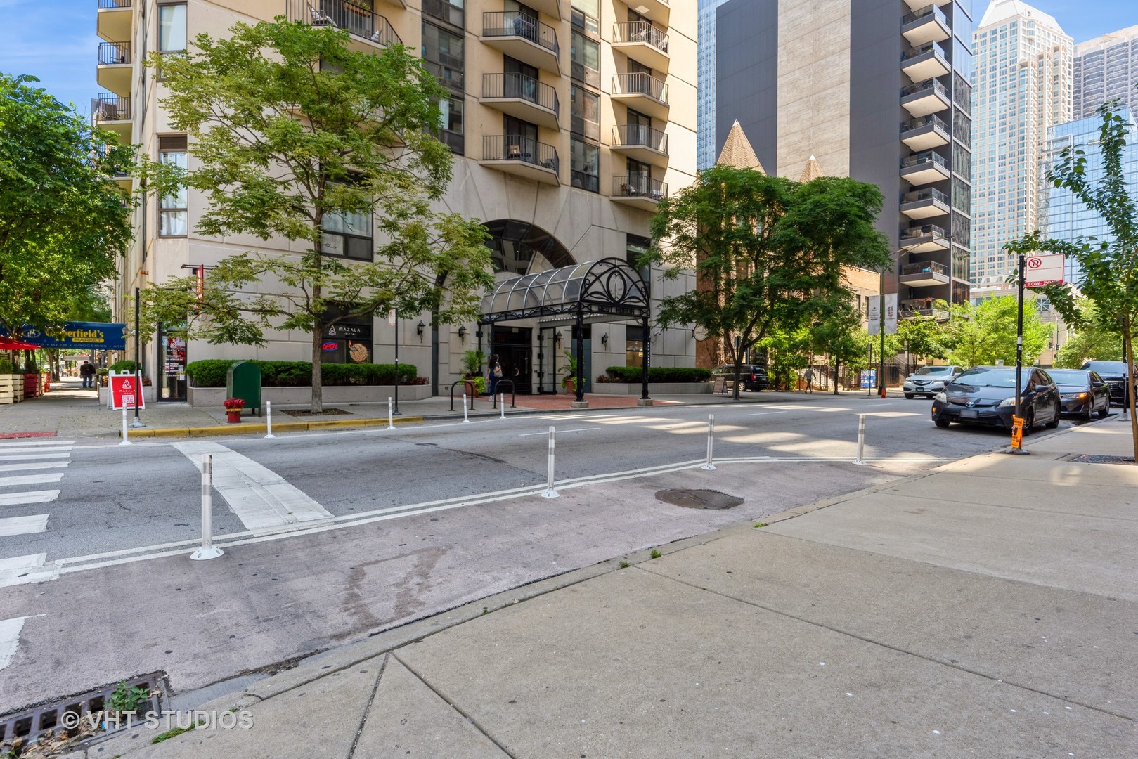 70 W HURON Street 1301